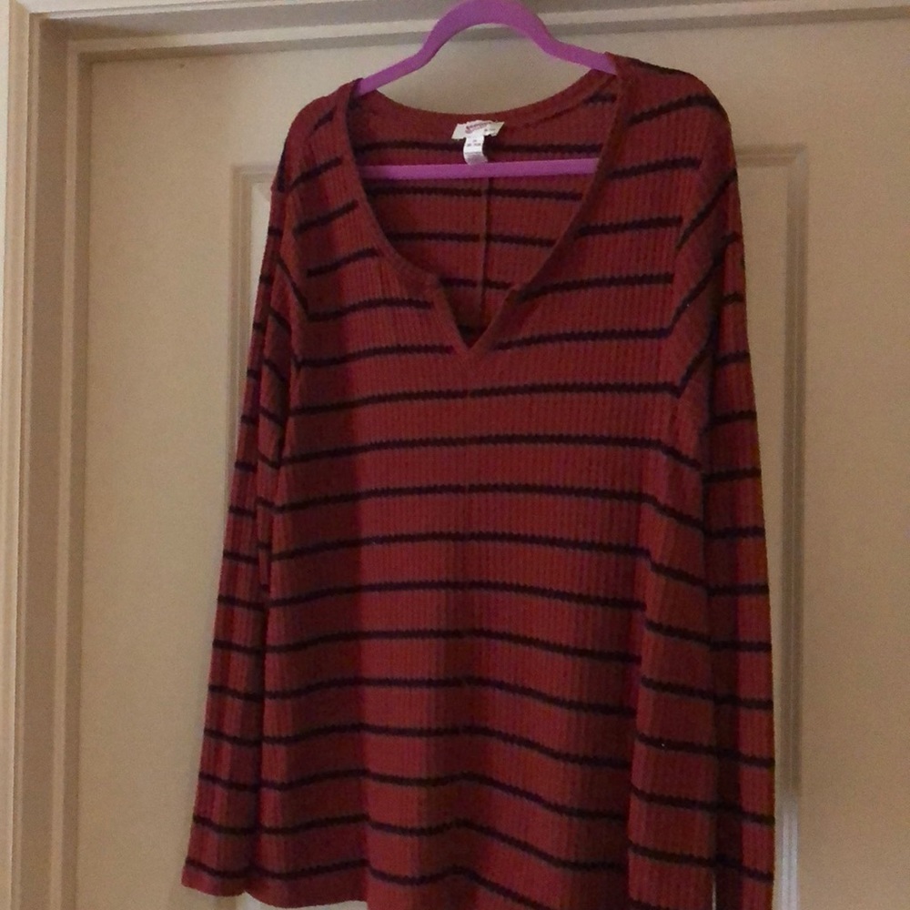 Burgundy/black Striped Top